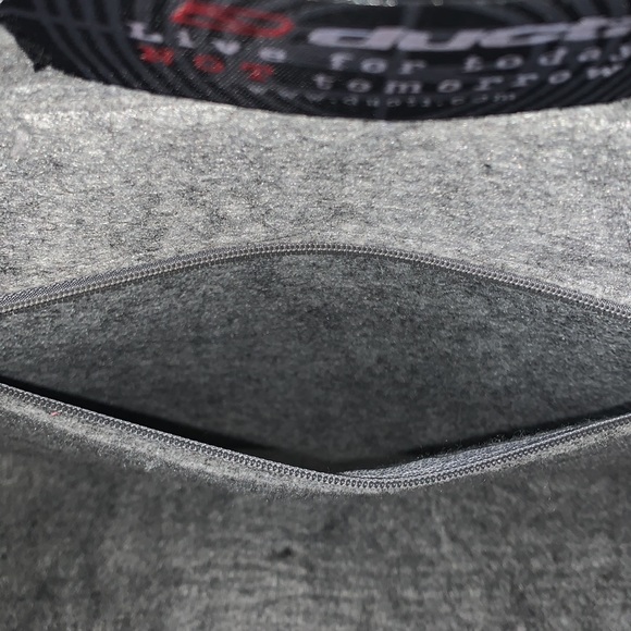 Ducti felted fabric Messenger bag / CARRYING CASE / computer bag with strap - Picture 8 of 12